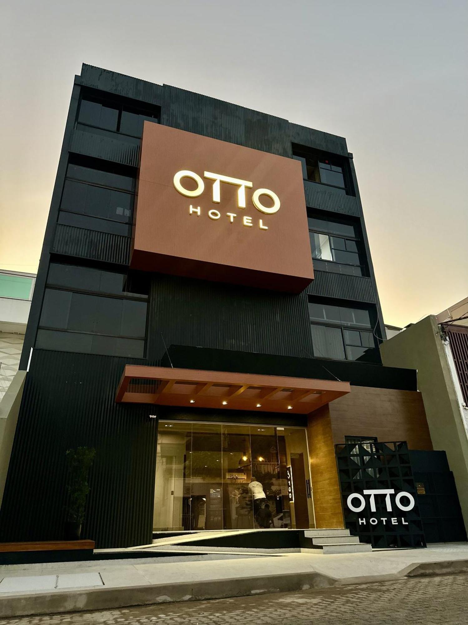 Otto Hotel Говернадор-Валадарес Екстер'єр фото